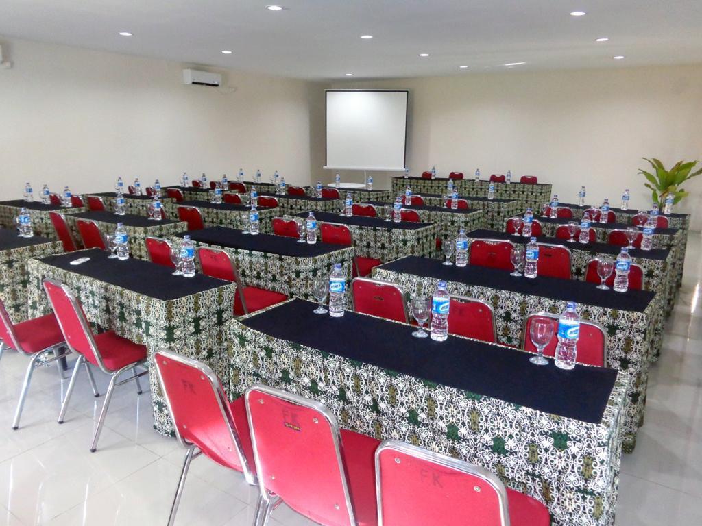 Bumi Cikeas Sentul Bogor Hotel Exterior foto